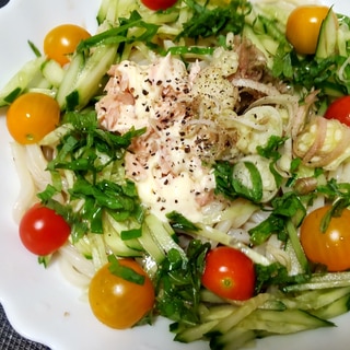 レンジで〜ツナと夏野菜の冷しうどん